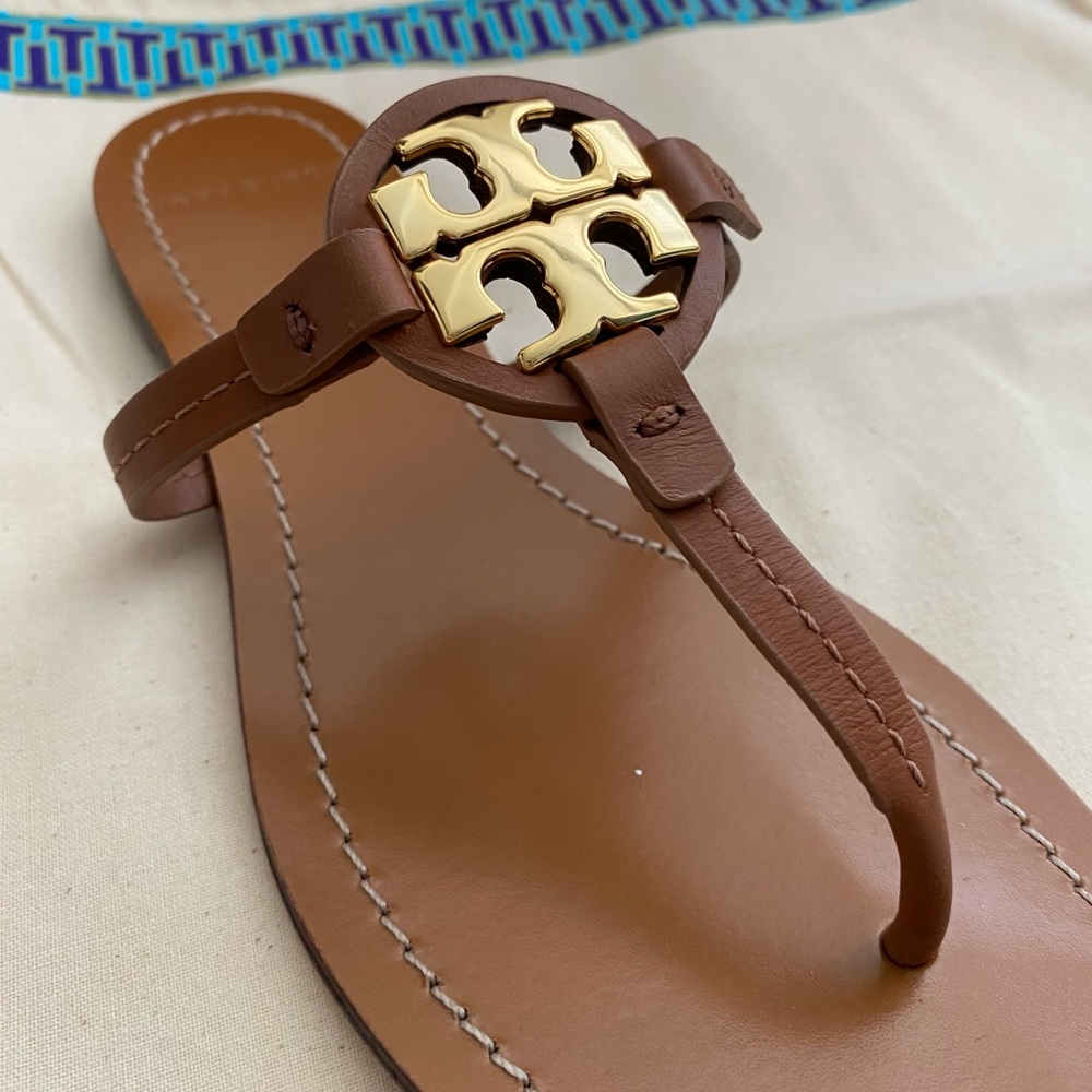 Tory Burch Mini Miller Leather Thong - Picture 8 of 12